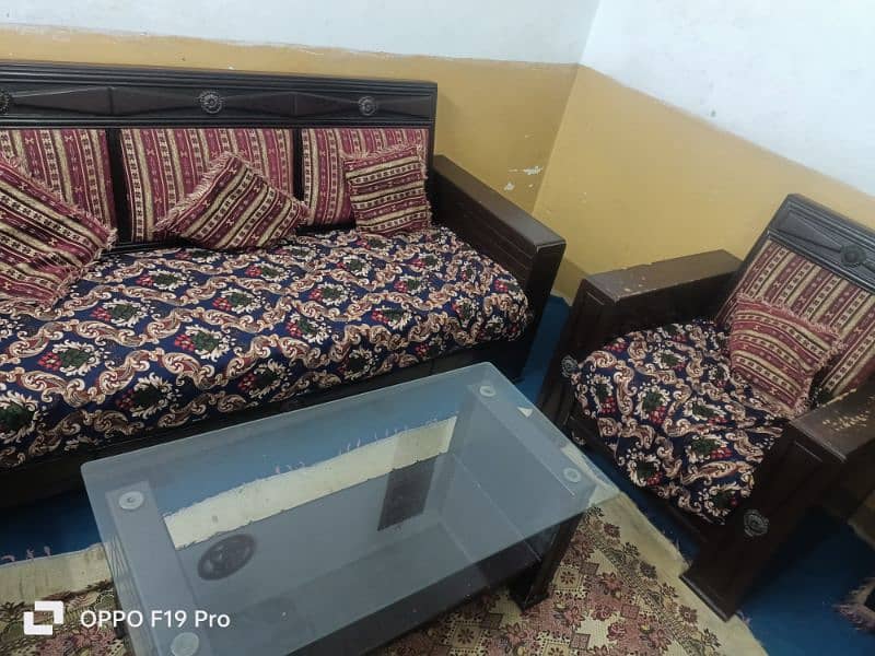 5 seat sofa set with tabal 3