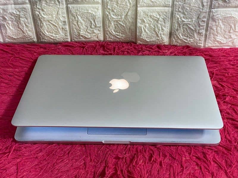 Macbook Pro 15-inch (i7/16Gb/500Gb) (2015) 8