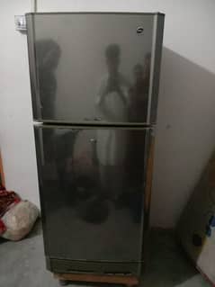 pel freezer. my contact num 03152863128