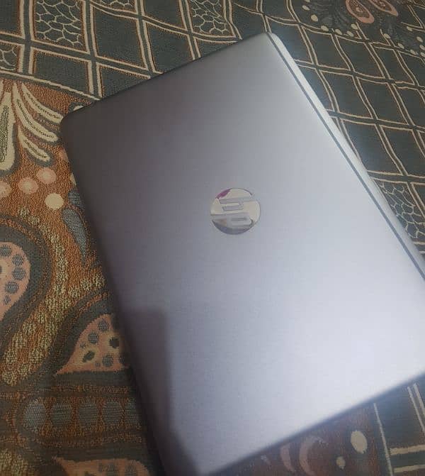 HP 8040 Core i5 6th Gen Stylish modle New Condition 3