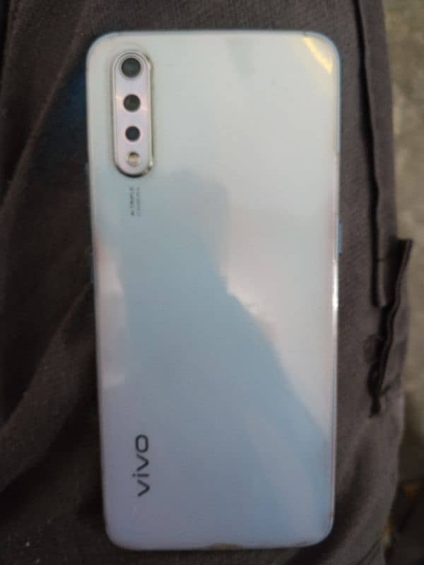 vivo s1 10/10 no open no repair original box with origanl charger 2