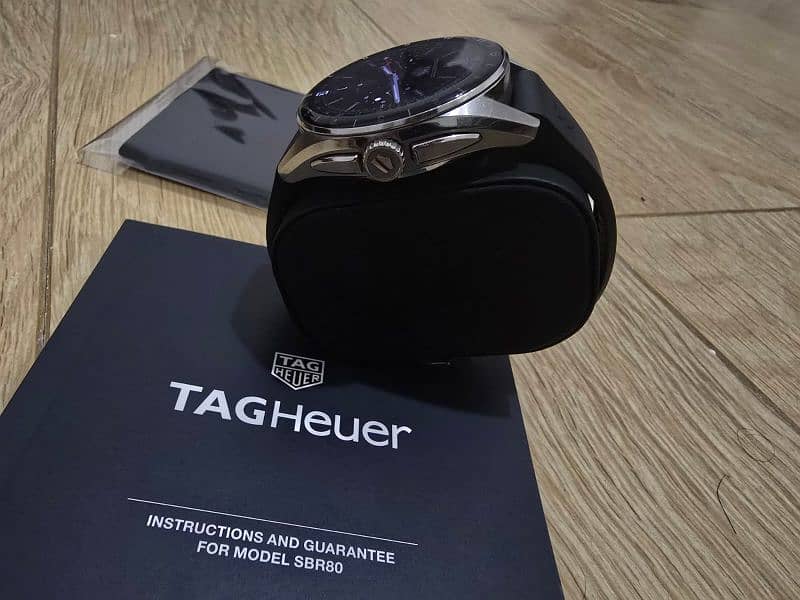 Tag heuer E4 connected smart watch 0