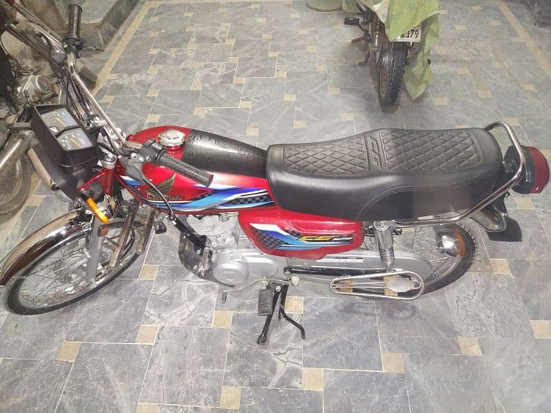 Honda cg 125 red 2024 1