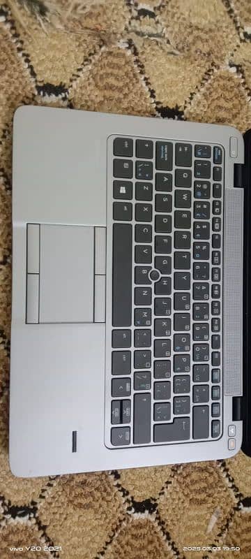 HP Elitebook 820 8gb RAM 256GB SSD look like new 1