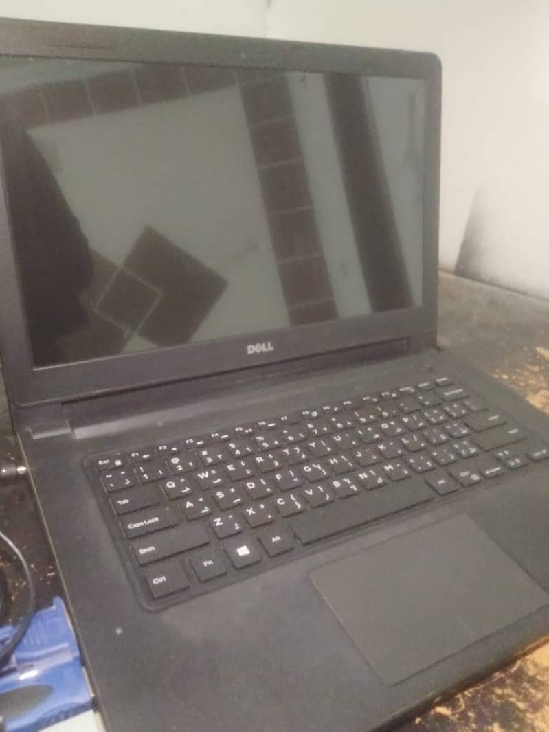 i7 7thGen Dell Vostro Laptop 0