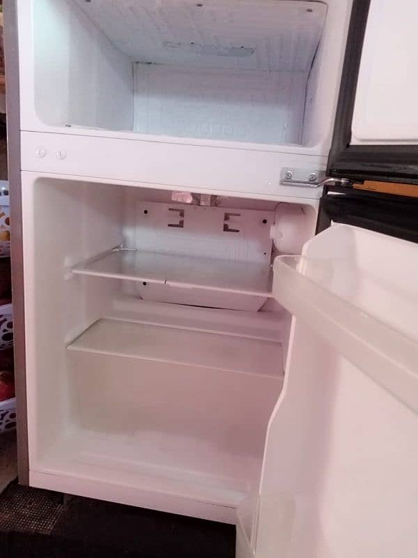 Refrigerator 1