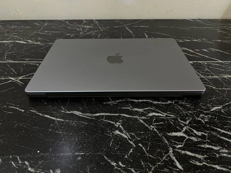 Macbook Pro 14 M3 (8/500)(Box) 7