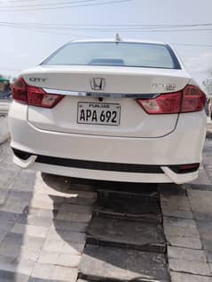 Honda City 1.5 automatic  2022 full options