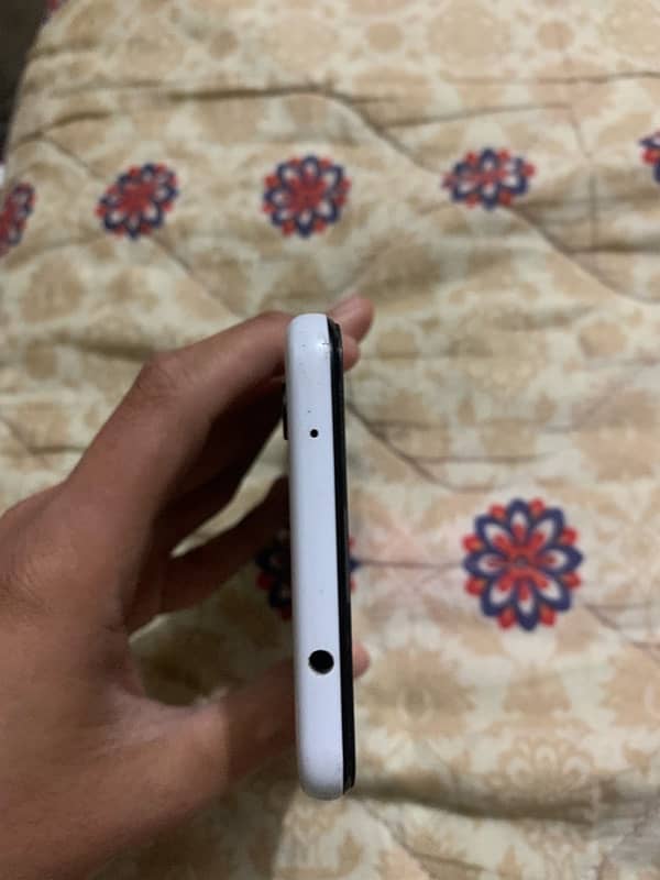 GOOGLE PIXEL 3A XL 10