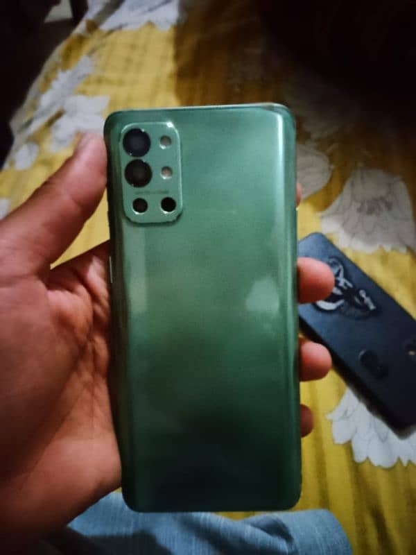 OnePlus 9r 2