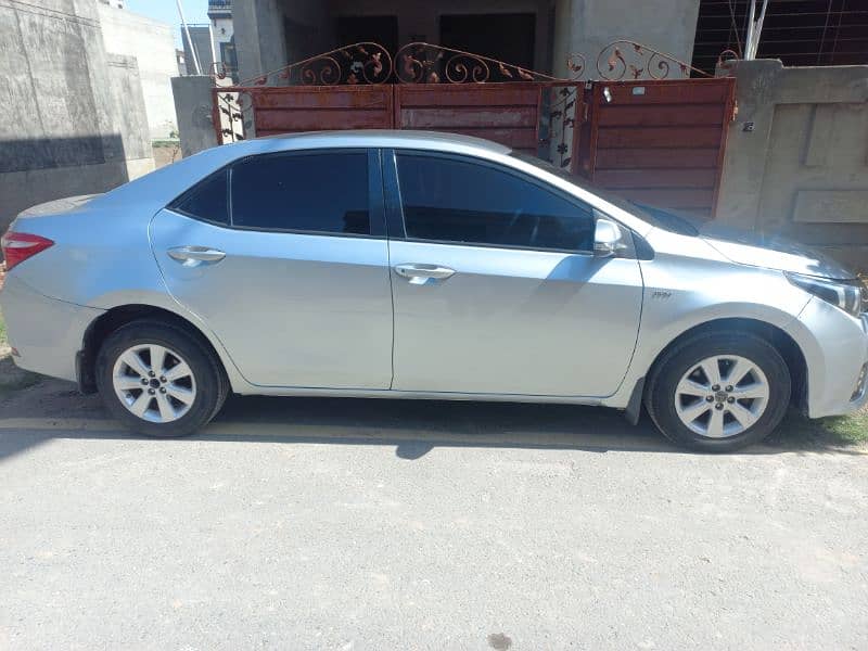 Toyota Corolla Altis 2015 0