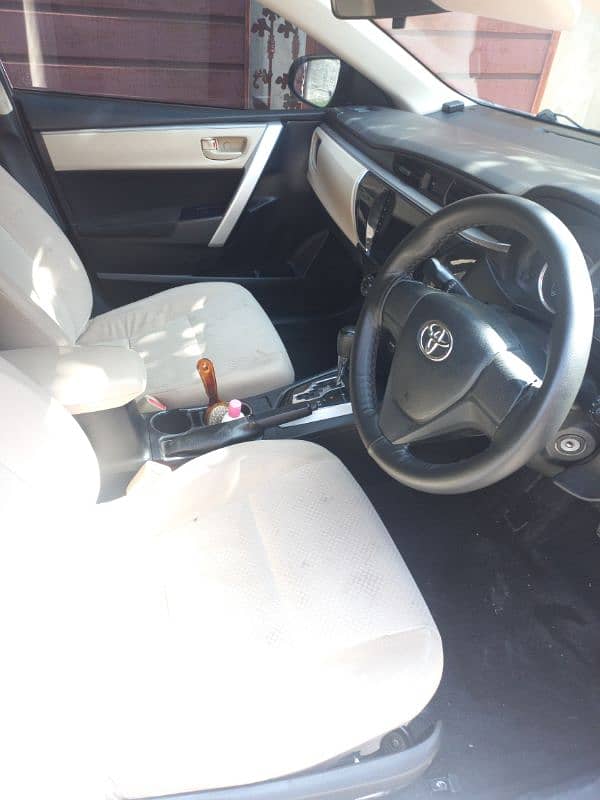 Toyota Corolla Altis 2015 9