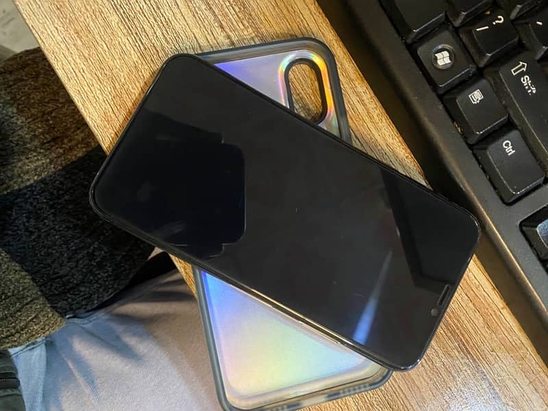 iphone X Non PTA 2