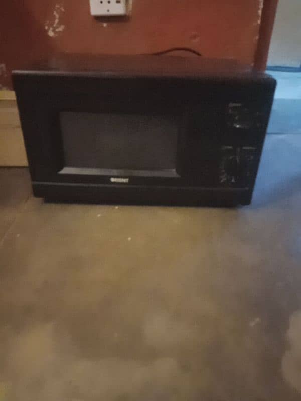 orient small microwave oven for sale 1