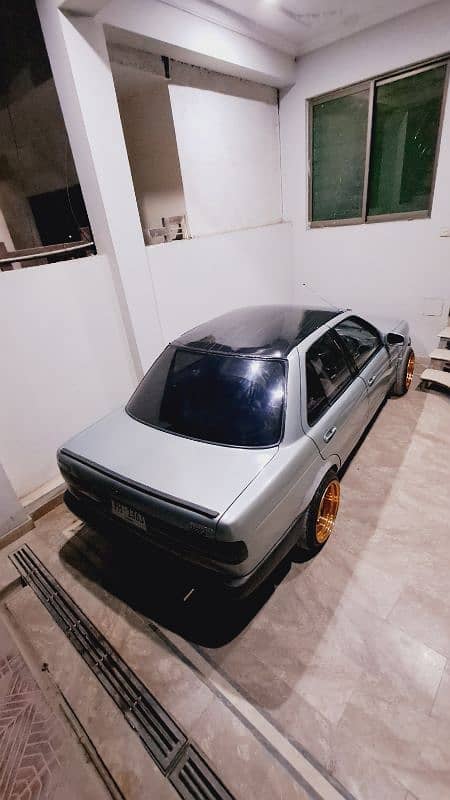 Nissan Sunny 1993 9