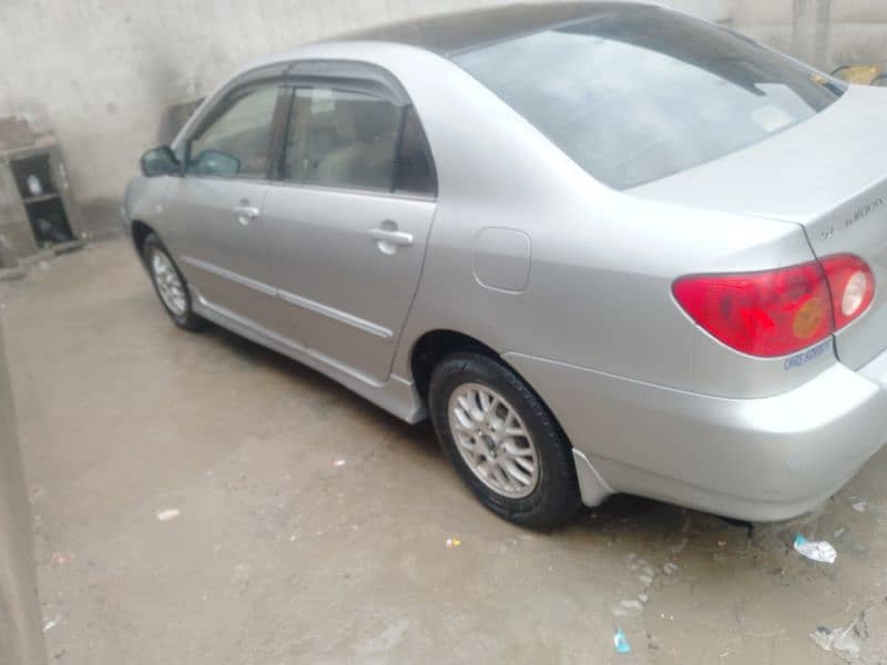 Toyota Corolla Altis 2004 7