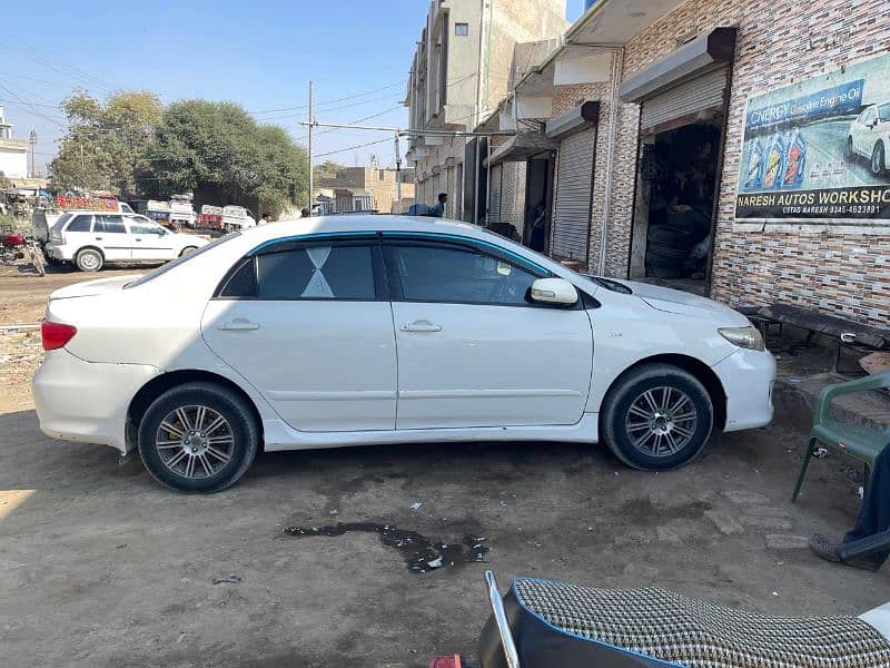 Toyota Corolla XLI 2014 3