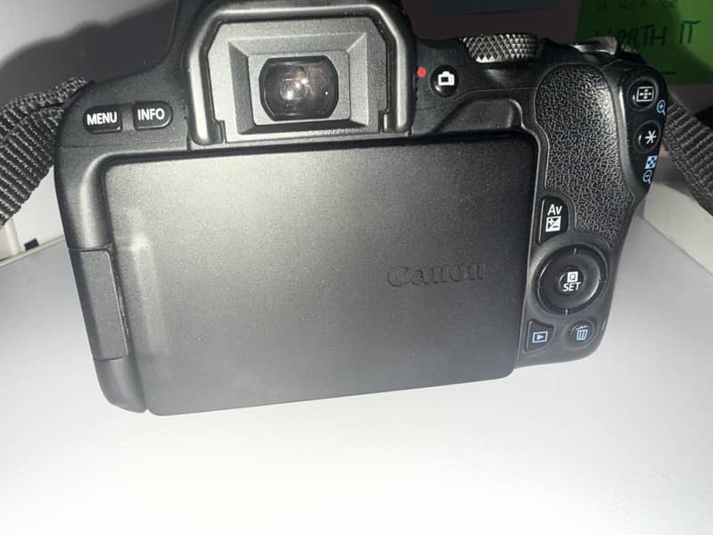 CANON EOS 200d Dslr Camera 2