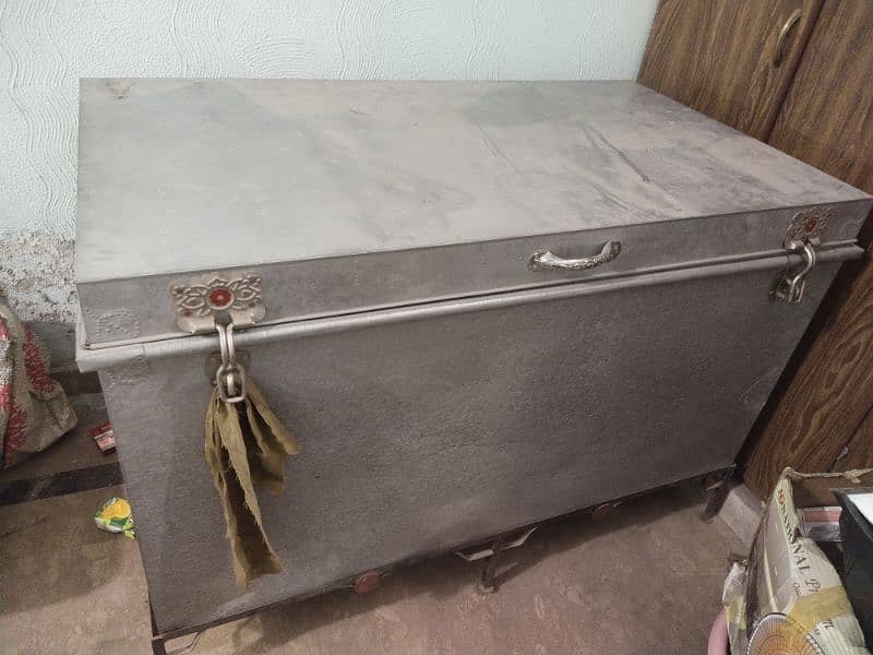 4 foot trunk paiti for sale 4