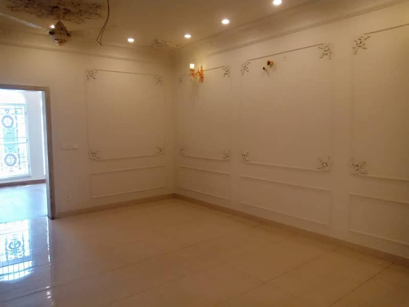 10 marla brand new first entry house available for rent in iqbal block bahria town lahore 5