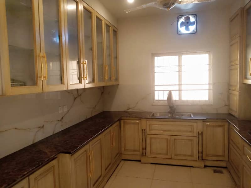 10 marla brand new first entry house available for rent in iqbal block bahria town lahore 14