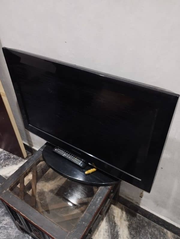 Samsung LCD Smart TV 2