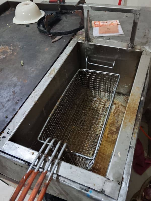 Fryer and Hotplate 5