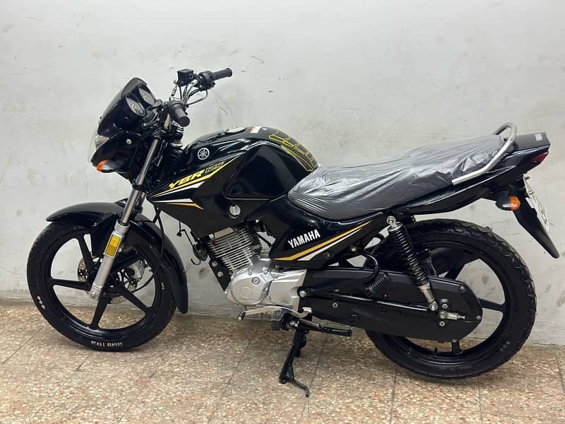 yamaha ybr125cc 2022 model ( 12000 km used only ) 1