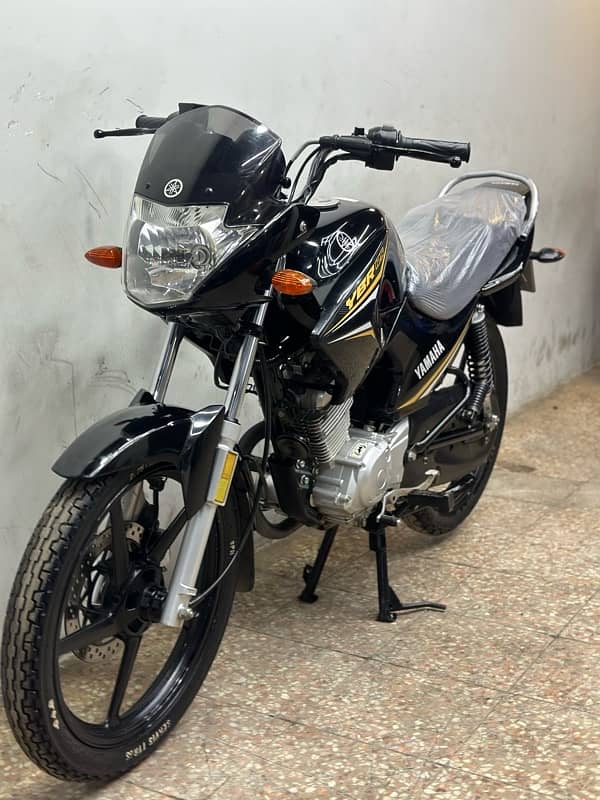 yamaha ybr125cc 2022 model ( 12000 km used only ) 8