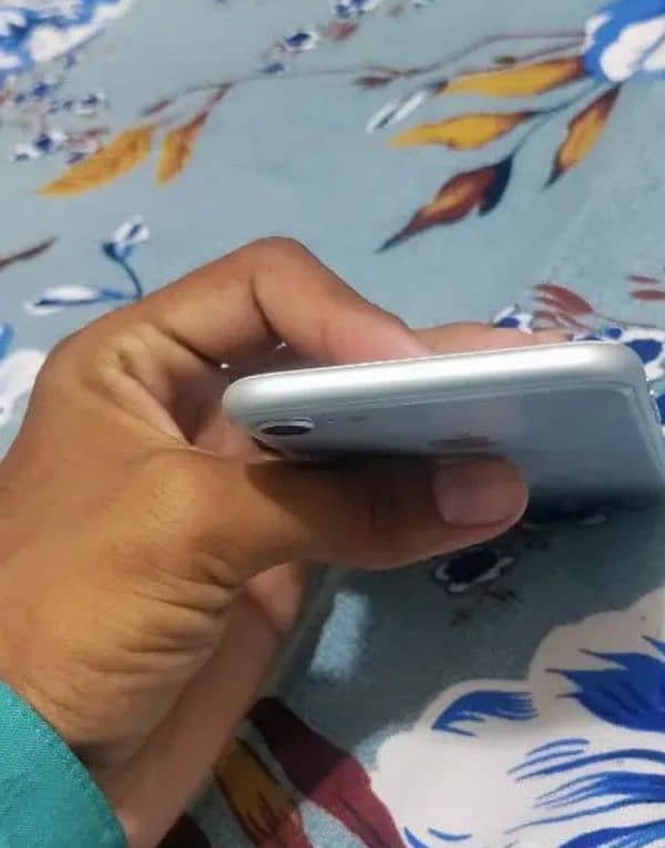 IPHONE 8 NON PTA 64GB exchange possible 1