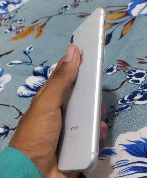 IPHONE 8 NON PTA 64GB exchange possible 2