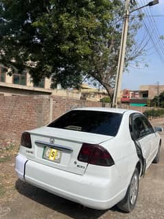 Honda Civic EXi 2005