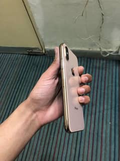 iPhone XS pta proved 256gb golden colour