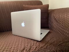 Apple MacBook Pro 15, RAM 16 GB, Storage 256 GB SSD, 15 inches