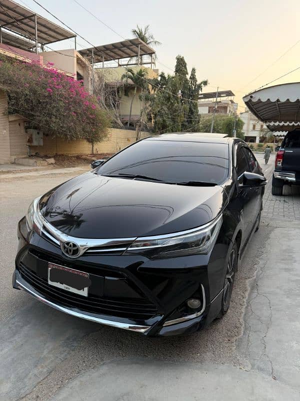 Toyota Corolla Altis 2017 3