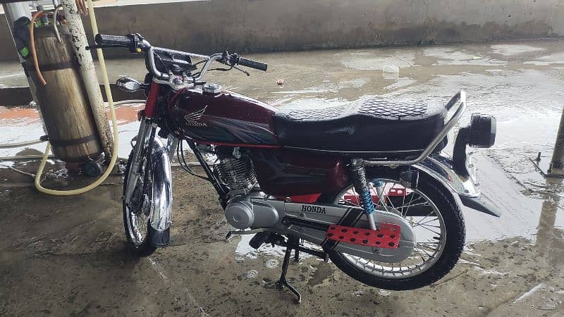 Honda CG 125 10/10 condition 2023Model 2024 Register 3