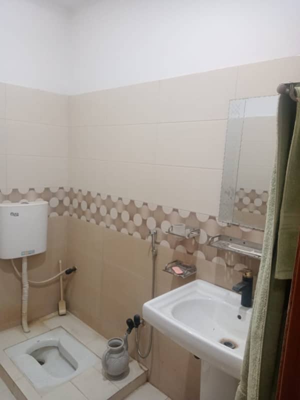 2 bed family flat for rent 3