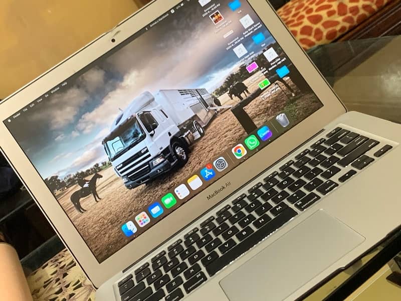 MacBook Air 2017 Model 0