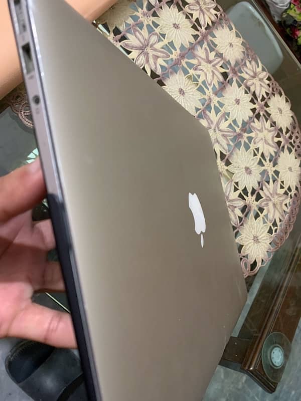 MacBook Air 2017 Model 6