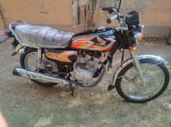 Honda 125 cc bike urgent for sale 0309,6098550