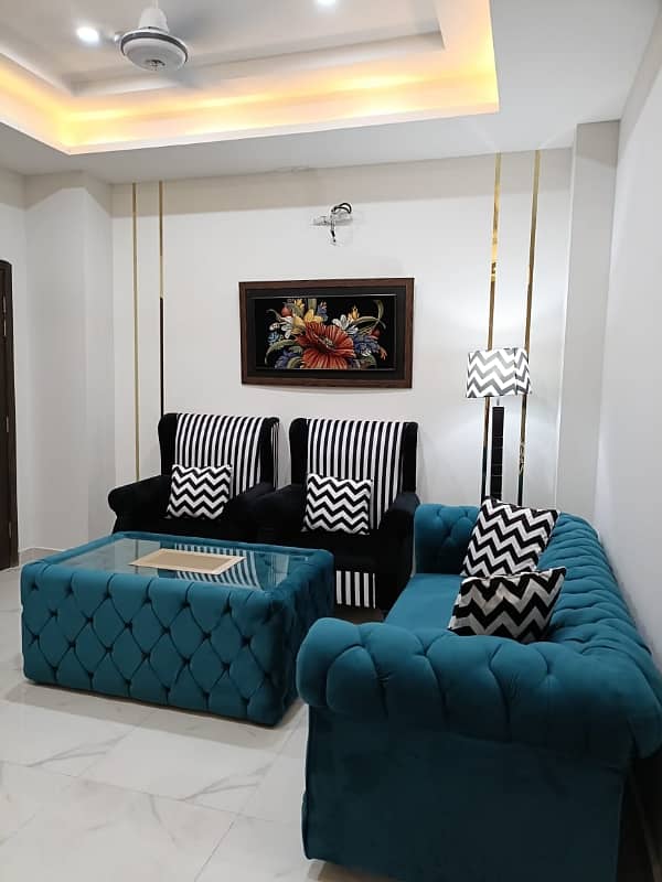 Bahria Town Phase 7 Acantilodo Commercial Flat 1