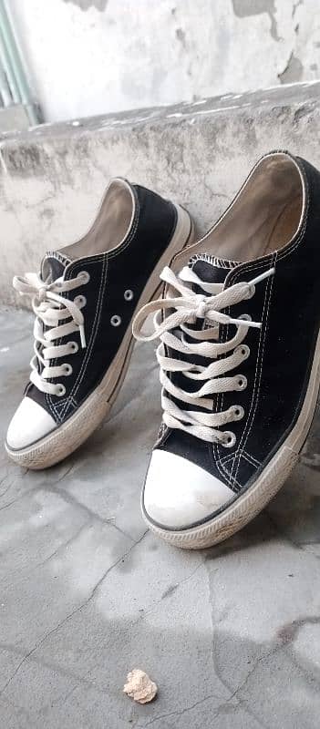 Imported Used Shoes and Joggers In Lahore 1