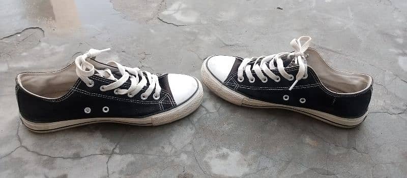 Imported Used Shoes and Joggers In Lahore 5