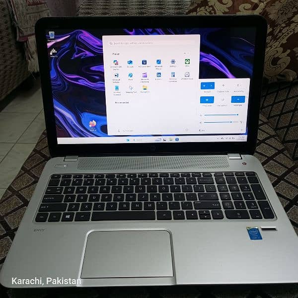 i7 4th gen 512gb ssd touch screen 8gb ram 5