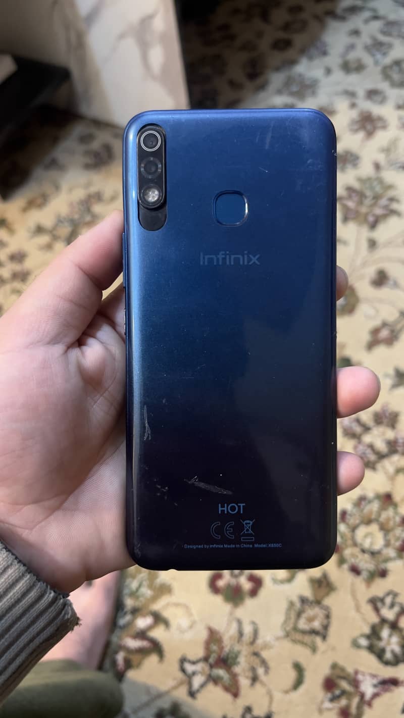 Infinix hot 8 lite 1