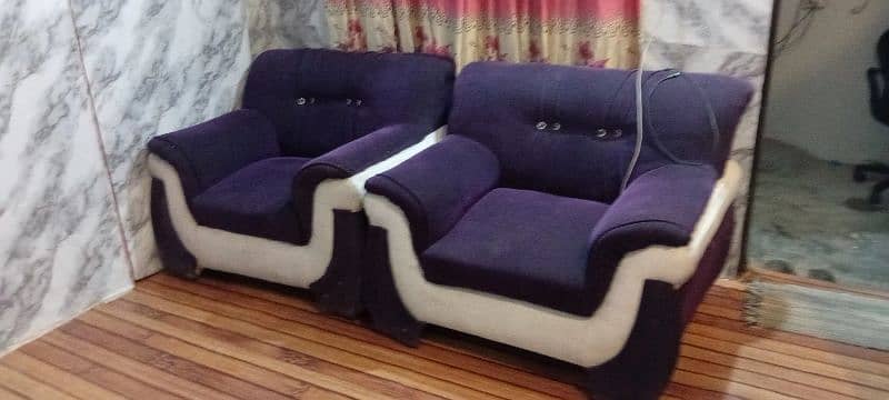 Sofa set 0