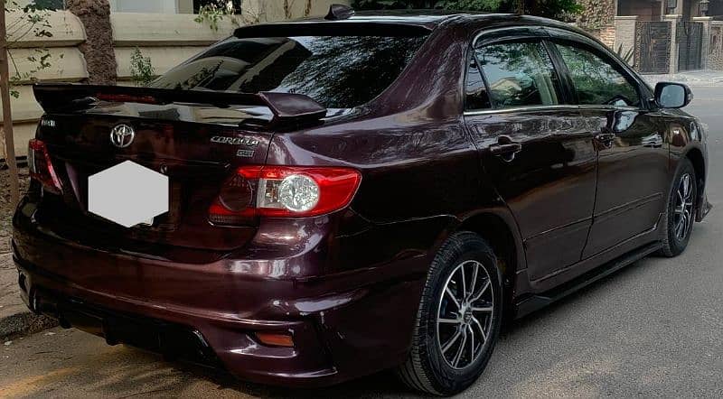 Toyota Corolla GLI 2012 5