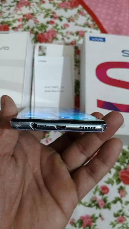 vivo S1 4/128 with box 6