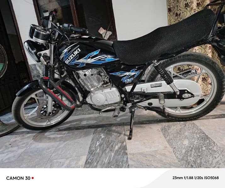 Suzuki GS 150 SE 2023 model 0