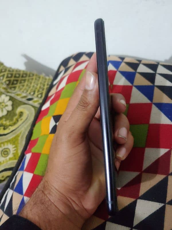 Moto Z4 display finger 2